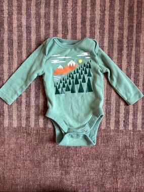 Old Navy Teal Green Mountain Graphic Long-Sleeve Baby One-Piece